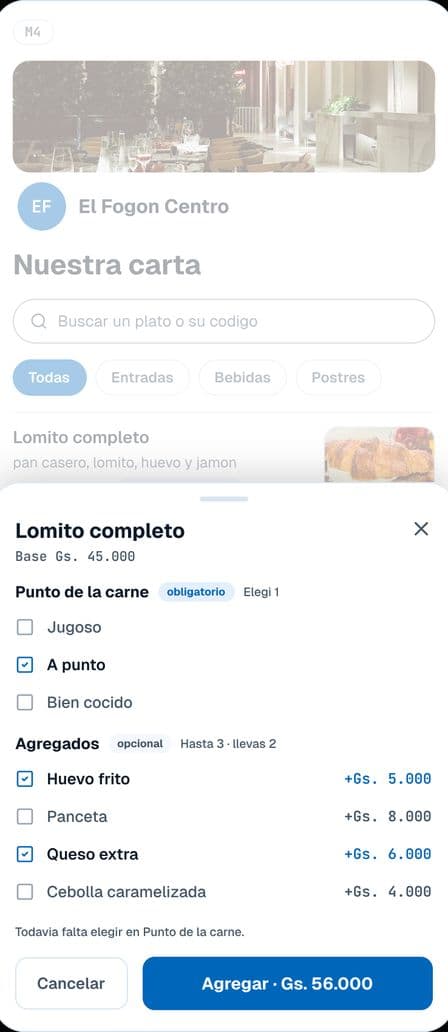 Pantalla del celular armando un plato con sus opciones y agregados